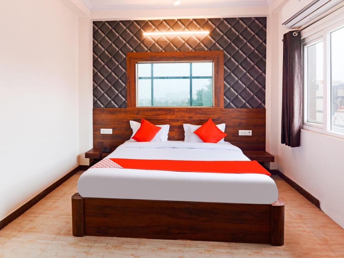 Collection O 62269 Hotel Elegant Džajpur Exteriér fotografie
