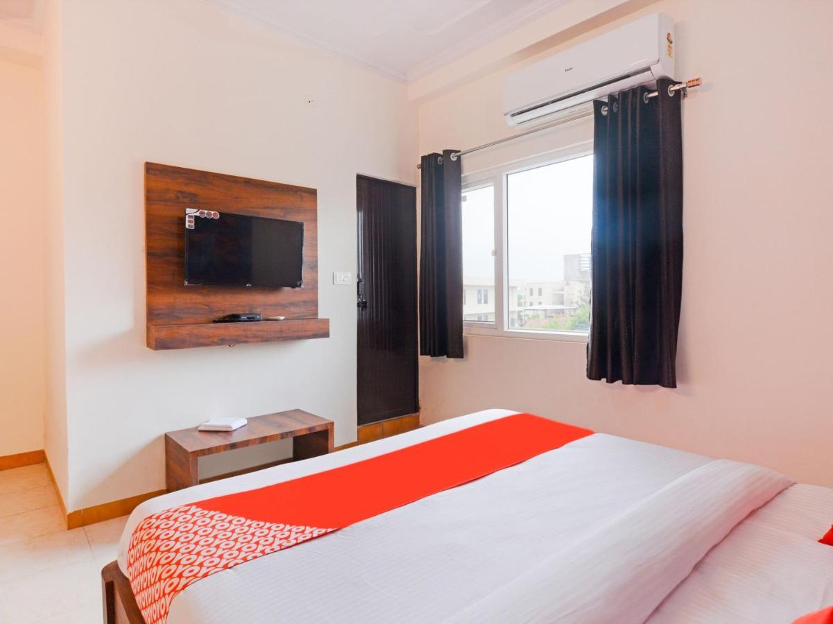 Collection O 62269 Hotel Elegant Džajpur Exteriér fotografie